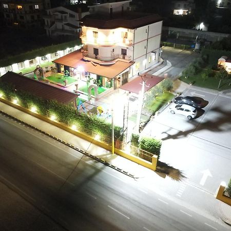 Drini Hotel Rrashbull Exterior photo