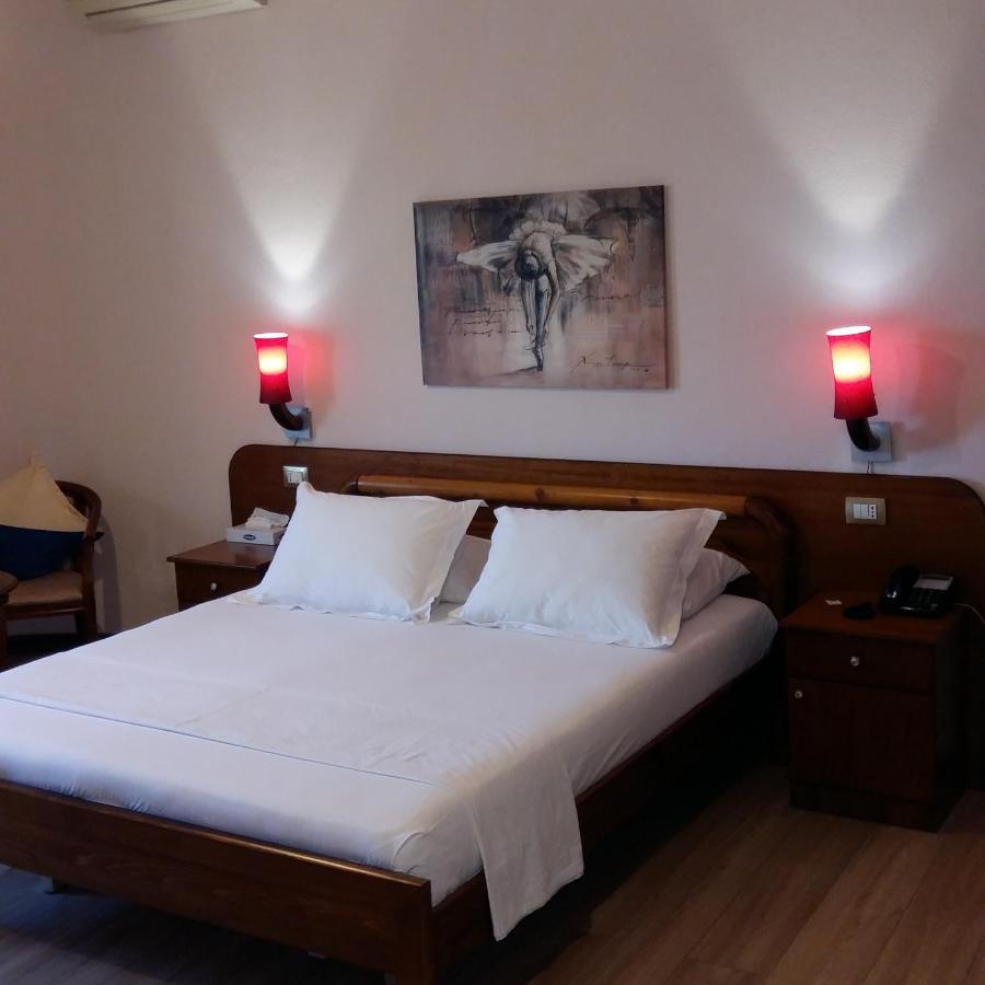 Drini Hotel Rrashbull Exterior photo